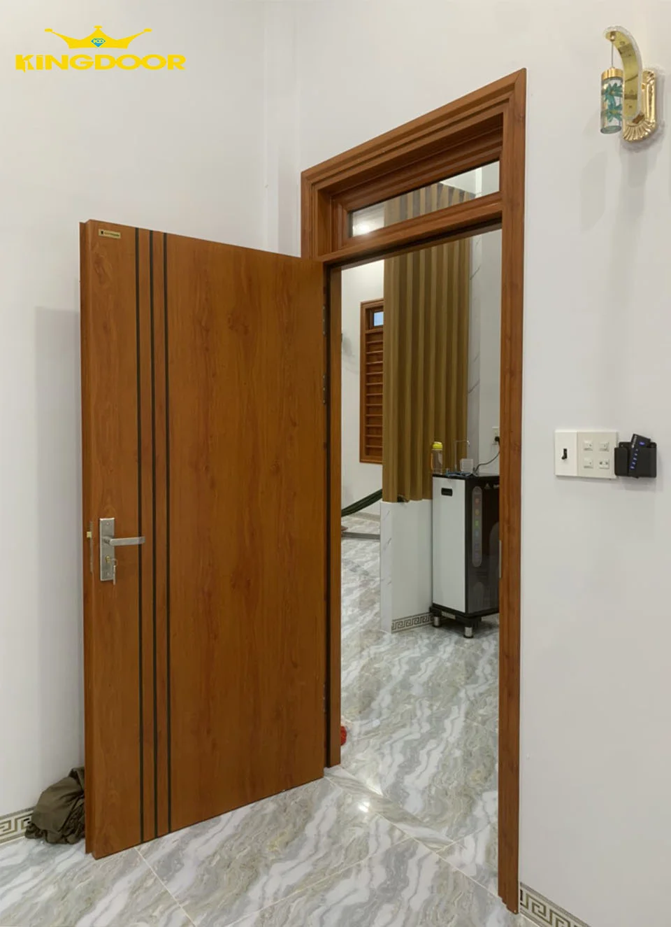 Cửa thép vân gỗ tại Bạc Liêu – Mẫu cửa chịu nhiệt tốt