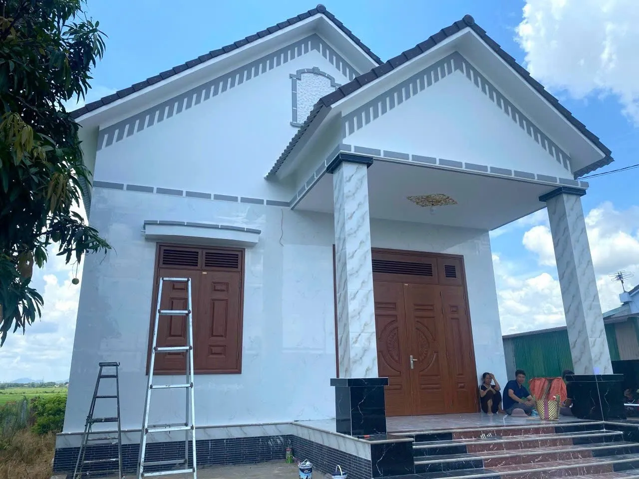 Cửa Thép Vân Gỗ tại BMT Dak Lak – Mẫu cửa hiện đại