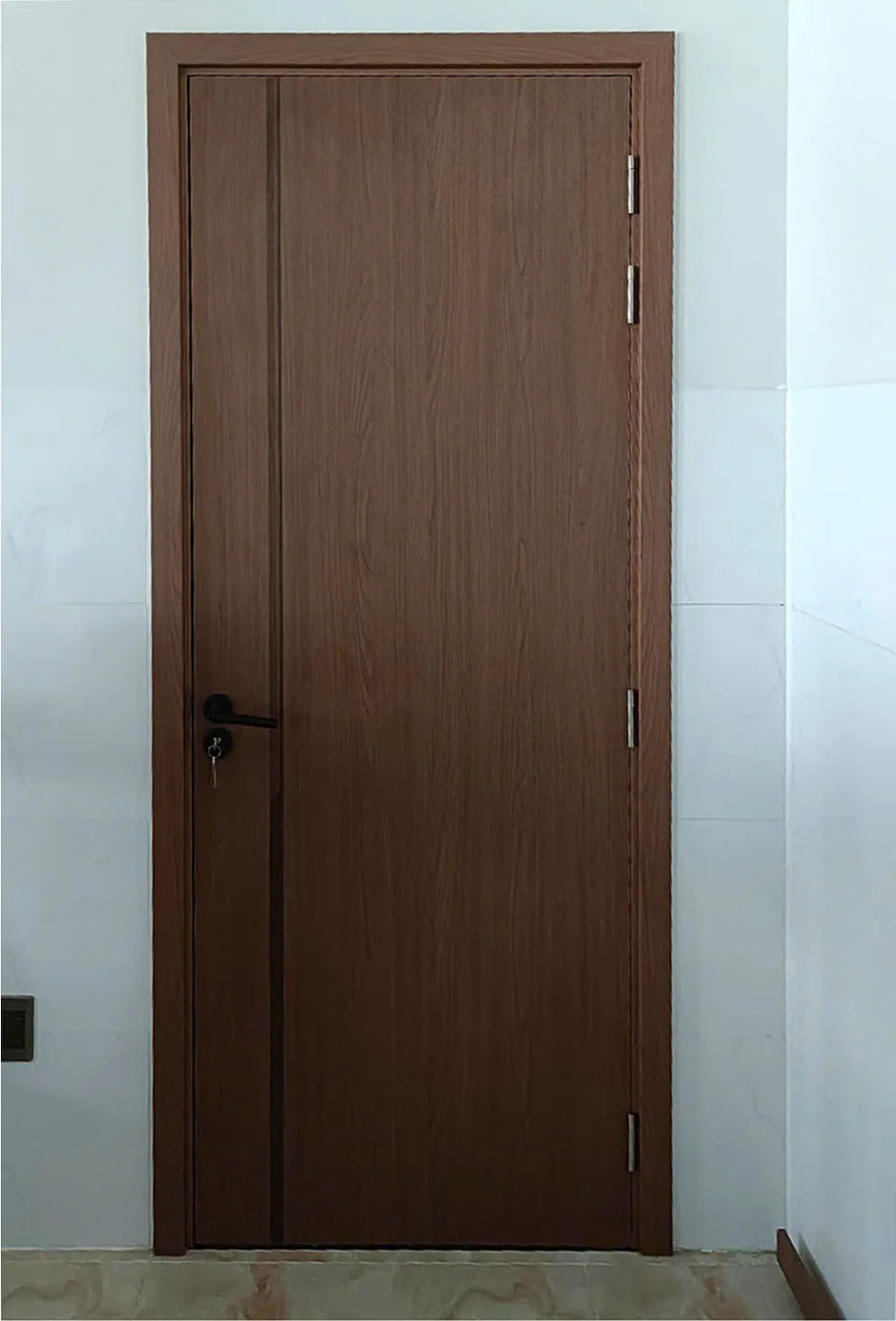 Cửa Gỗ Carbon tại Quận 12 – TP HCM