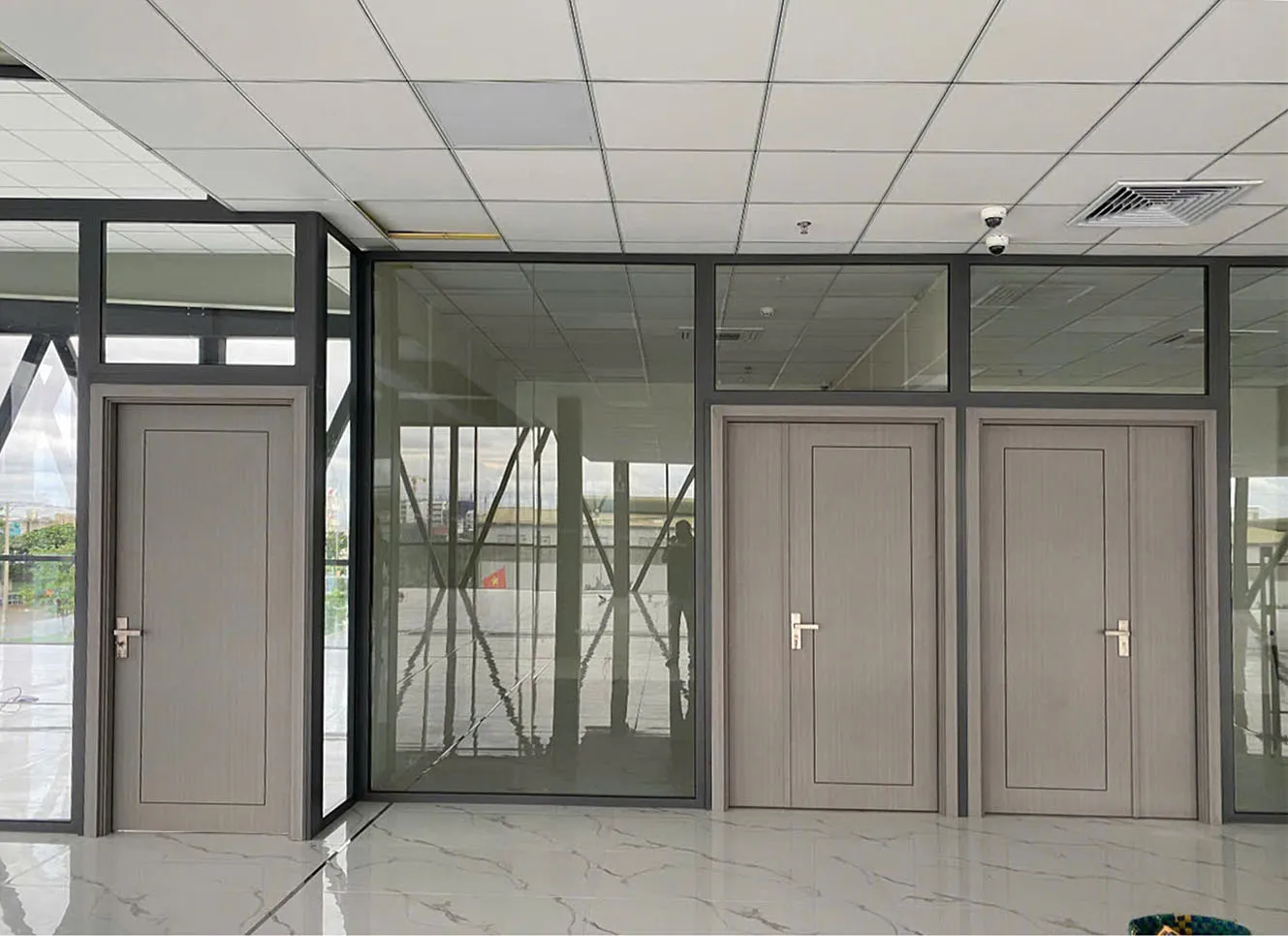 Cửa Gỗ Carbon tại Đăk Nông