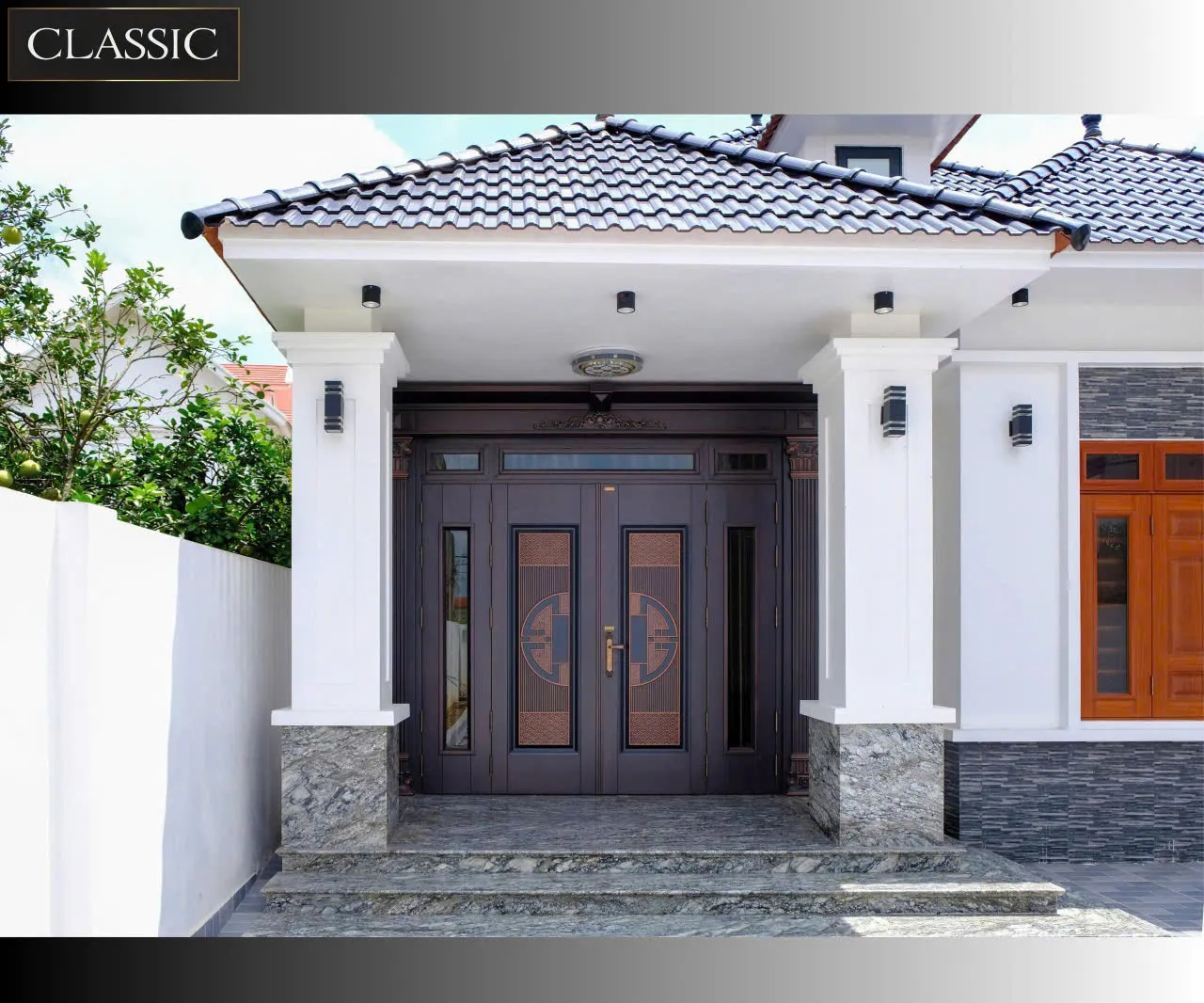 Cửa Thép Vân Gỗ Classic tại Phường Sài Gòn-Công Nghệ Sơn 5D