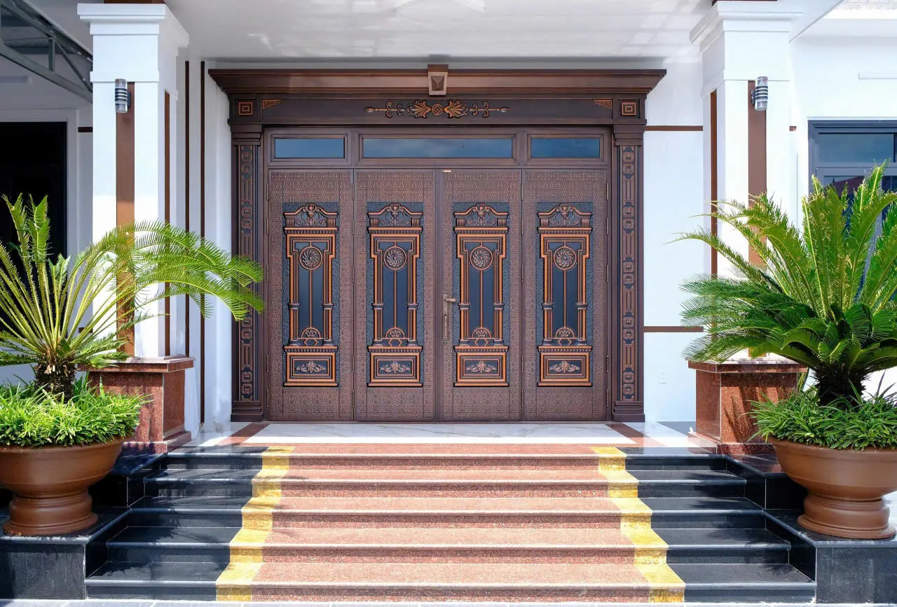 Cửa Thép Vân Gỗ Classic 5D tại Gia Lai – Báo Giá Mới Nhất