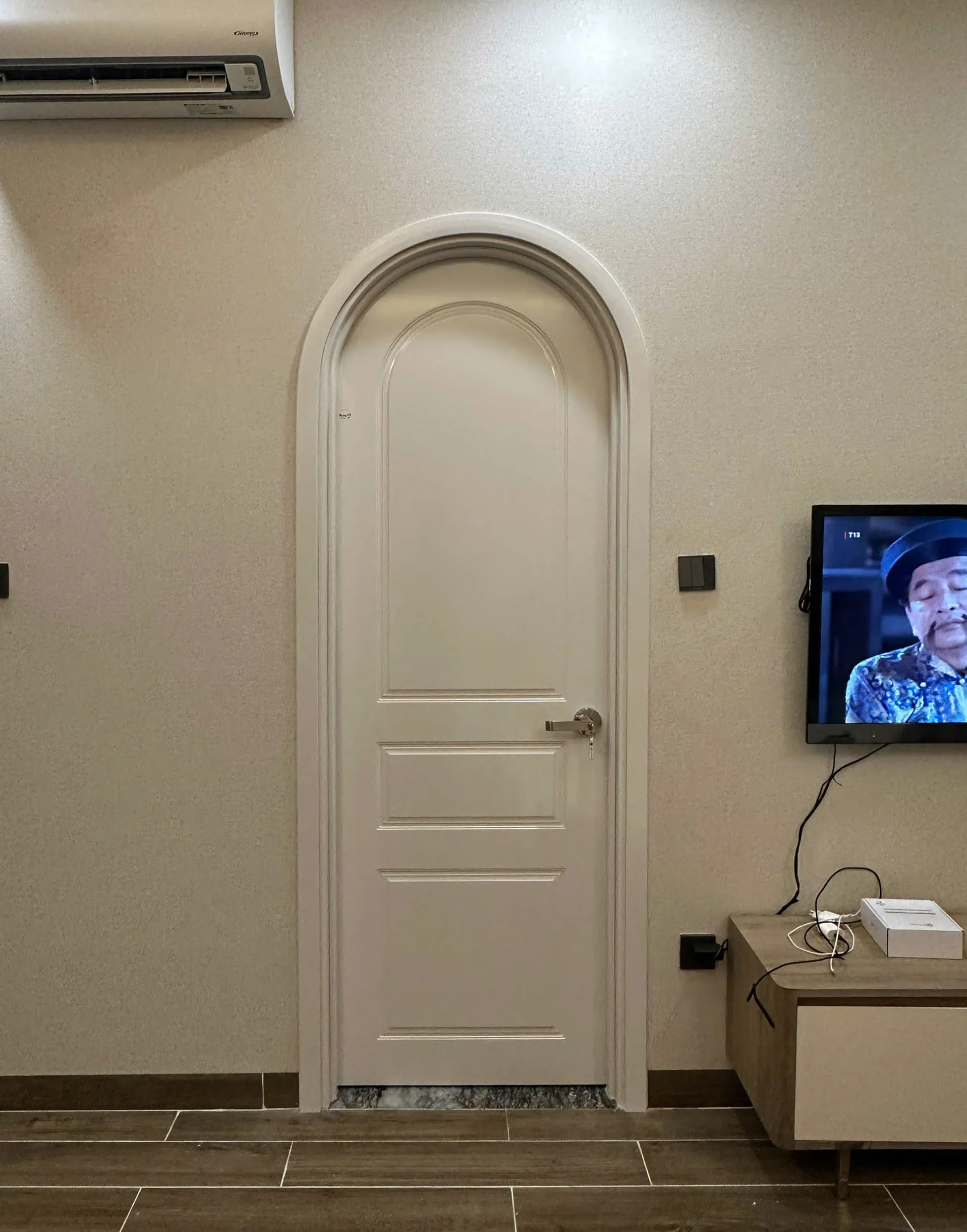 Cửa Vòm Nhựa Composite tại Đức Hòa – Long An bao nhiêu tiền?