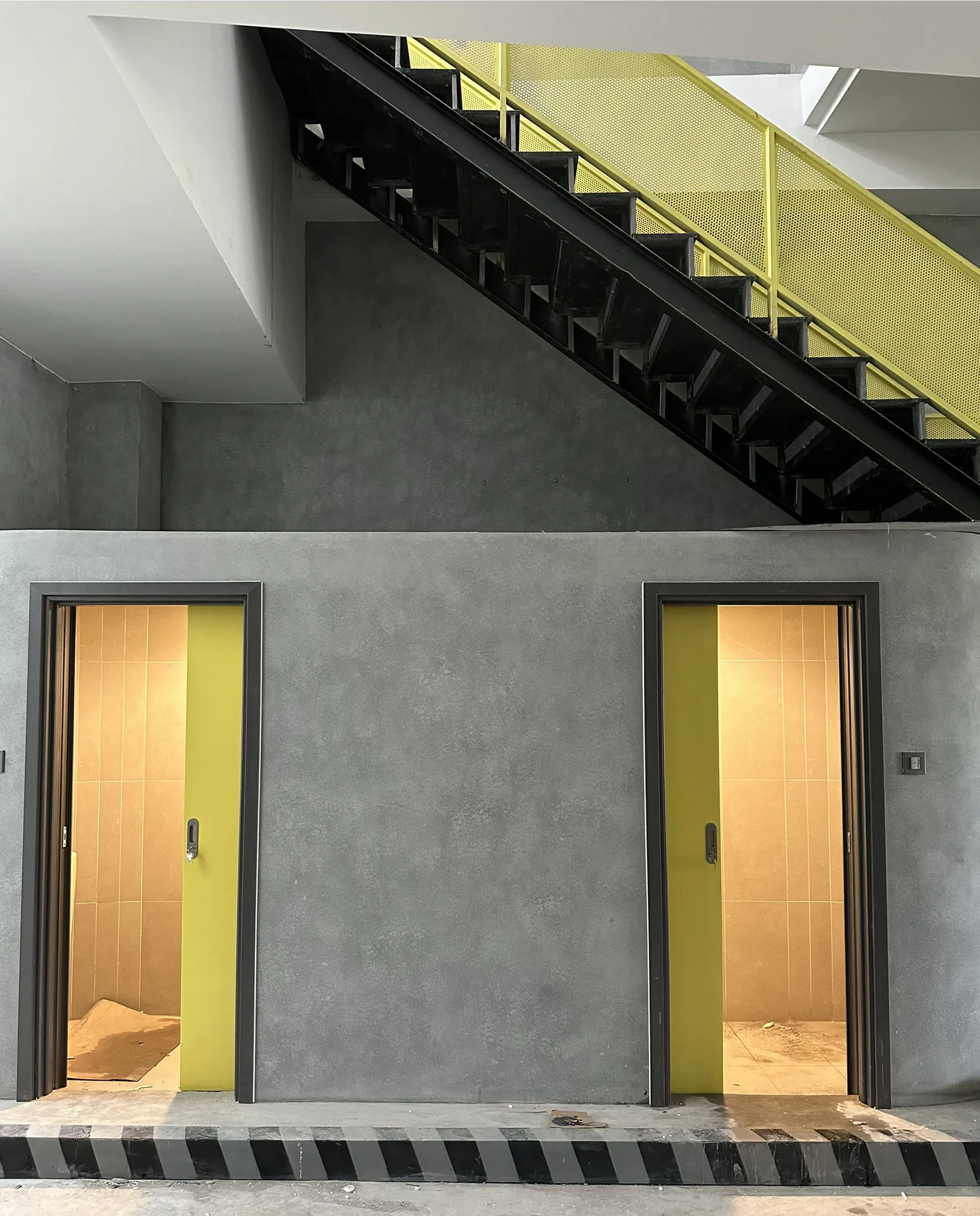 Cửa Lùa Nhựa Composite – Mẫu Cửa Trượt Cao Cấp